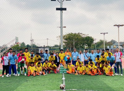 ร่วมตรวจเยี่ยมและให้กำลังใจนักกีฬาฟุตบอลชาย ในการแข่งขันกีฬา ... พารามิเตอร์รูปภาพ 1
