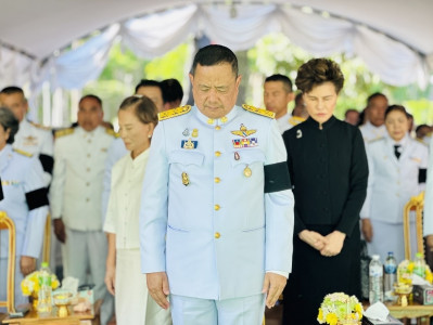 ผู้ว่าราชการจังหวัดสุราษฎร์ธานี เป็นประธานพิธีพระราชทานเพลิง ... พารามิเตอร์รูปภาพ 1