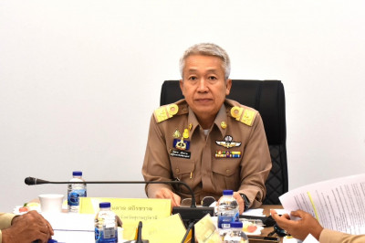 รองผู้ว่าราชการจังหวัดสุราษฎร์ธานี เป็นประธาน ประชุมคณะอนุกร ... พารามิเตอร์รูปภาพ 1