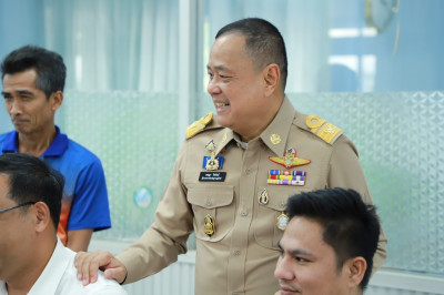 ผู้ว่าฯ สุราษฎร์ธานีตรวจเยี่ยมการรับสมัคร สมาชิกวุฒิสภา เบื้ ... พารามิเตอร์รูปภาพ 1