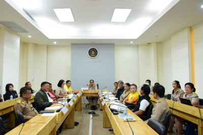 รองผู้ว่าราชการจังหวัดสุราษฎร์ธานี เป็นประธานในการประชุมคณะท ... พารามิเตอร์รูปภาพ 1