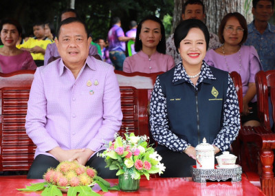 พัฒนาชุมชนจังหวัดสุราษฎร์ธานี Kick Off กิจกรรม &quot;ทางนี้มีผล ผ ... พารามิเตอร์รูปภาพ 1