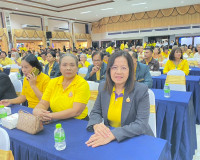 รองผู้ว่าราชการจังหวัดสุราษฎร์ธานี กล่าวต้อนรับดร.กิตติรัตน์ ... พารามิเตอร์รูปภาพ 4