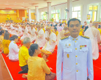 รองผู้ว่าราชการจังหวัดสุราษฎร์ธานี เป็นประธานในพิธีบรรพชาอุป ... พารามิเตอร์รูปภาพ 9