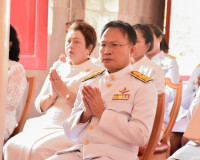 จังหวัดสุราษฎร์ธานีจัดพิธีสมโภชและถวายเทียนพรรษาพระราชทาน พร ... พารามิเตอร์รูปภาพ 9
