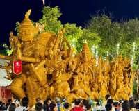 จังหวัดสุราษฎร์ธานีนำเรือพนมพระถ้วยรางวัลพระราชทาน ร่วมแสดงโ ... พารามิเตอร์รูปภาพ 8
