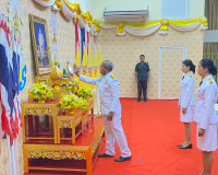 รองผู้ว่าราชการจังหวัดสุราษฎร์ธานี เป็นประธานในพิธีถวายพระพร ... พารามิเตอร์รูปภาพ 1
