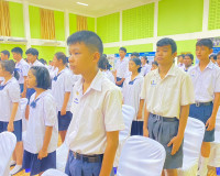รองผู้ว่าราชการจังหวัดสุราษฎร์ธานี เป็นประธานในพิธีถวายพระพร ... พารามิเตอร์รูปภาพ 10