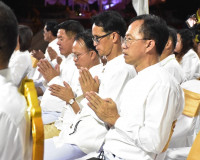 รองผู้ว่าราชการจังหวัดสุราษฎร์ธานี เป็นประธานพิธีเจริญพระพุท ... พารามิเตอร์รูปภาพ 4