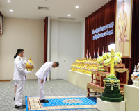 ผู้ว่าราชการจังหวัดสุราษฎร์ธานี นำข้าราชการและพสกนิกรชาวจังห ... พารามิเตอร์รูปภาพ 1