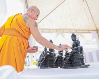 รองผู้ว่าราชการจังหวัดสุราษฎร์ธานี เป็นประธานพิธีบวงสรวงบูชา ... พารามิเตอร์รูปภาพ 33
