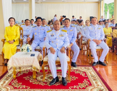 รองผู้ว่าราชการจังหวัดสุราษฎร์ธานี เป็นประธานในพิธี ในการที่ ... พารามิเตอร์รูปภาพ 1