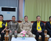 ผู้ว่าฯ สุราษฎร์ธานี เปิดกิจกรรม Kick off โครงการนักเรียนสุร ... พารามิเตอร์รูปภาพ 4
