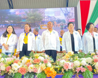 รองผู้ว่าราชการจังหวัดสุราษฎร์ธานี เป็นประธานในพิธีเปิดการแข ... พารามิเตอร์รูปภาพ 3