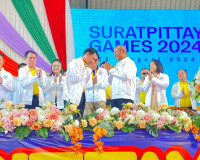 รองผู้ว่าราชการจังหวัดสุราษฎร์ธานี เป็นประธานในพิธีเปิดการแข ... พารามิเตอร์รูปภาพ 12