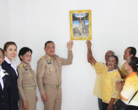 ผู้ว่าฯ สุราษฎร์ธานีมอบบ้านแก่ผู้ยากไร้เฉลิมพระเกียรติ พระบา ... พารามิเตอร์รูปภาพ 19