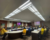 รองผู้ว่าราชการจังหวัดสุราษฎร์ธานี เป็นประธานการประชุมคณะกรร ... พารามิเตอร์รูปภาพ 5