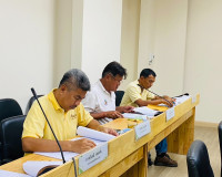 รองผู้ว่าราชการจังหวัดสุราษฎร์ธานี เป็นประธานในการประชุมคณะก ... พารามิเตอร์รูปภาพ 4