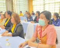 รองผู้ว่าราชการจังหวัดสุราษฎร์ธานี เป็นประธานในพิธีเปิดกิจกร ... พารามิเตอร์รูปภาพ 9