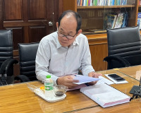 รองผู้ว่าราชการจังหวัดสุราษฎร์ธานี ในฐานะประธานกรรมการผู้ทรง ... พารามิเตอร์รูปภาพ 3
