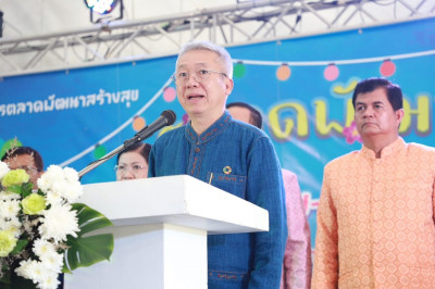 รองผู้ว่าราชการจังหวัดสุราษฎร์ธานี เป็นประธานเปิดโครงการตลาด ... พารามิเตอร์รูปภาพ 1