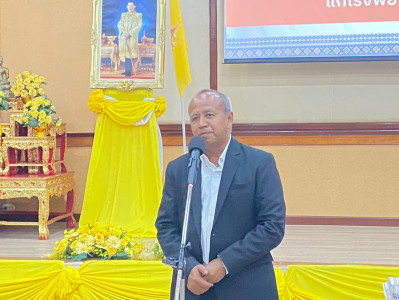 รองผู้ว่าราชการจังหวัดสุราษฎร์ธานี เป็นประธานในพิธีรับมอบ “ก ... พารามิเตอร์รูปภาพ 1