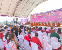 รองผู้ว่าราชการจังหวัดสุราษฎร์ธานี เป็นประธานในพิธีสมโภชเรือ ... พารามิเตอร์รูปภาพ 10