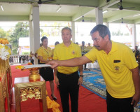 รองผู้ว่าราชการจังหวัดสุราษฎร์ธานี เป็นประธานในพิธีมอบกรรมสิ ... พารามิเตอร์รูปภาพ 9