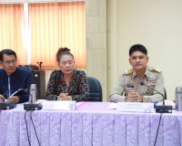จังหวัดสุราษฎร์ธานี ประชุมคณะกรรมการคัดเลือกครูผู้สมควรได้รั ... พารามิเตอร์รูปภาพ 8