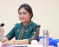 จังหวัดสุราษฎร์ธานี ประชุมคณะกรรมการคัดเลือกครูผู้สมควรได้รั ... พารามิเตอร์รูปภาพ 12