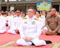 พระภิกษุสงฆ์ทั้งไทยและต่างชาติกว่า 500 รูป ธุดงผ่านจังหวัดสุ ... พารามิเตอร์รูปภาพ 11