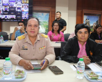 รองผู้ว่าราชการจังหวัดสุราษฎร์ธานี พร้อมด้วยหัวหน้าส่วนราชกา ... พารามิเตอร์รูปภาพ 6