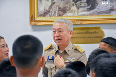 รองผู้ว่าราชการจังหวัดสุราษฎร์ธานี ได้อวยพรและให้กำลังใจแก่เ ... พารามิเตอร์รูปภาพ 1