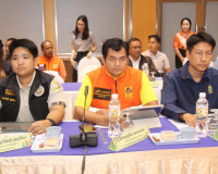 รองผู้ว่าราชการจังหวัดสุราษฎร์ธานี พร้อมด้วยหัวหน้าส่วนราชกา ... พารามิเตอร์รูปภาพ 5