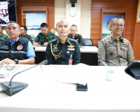 จังหวัดสุราษฎร์ธานีประชุมศูนย์บัญชาการเหตุการณ์ป้องกันและแก้ ... พารามิเตอร์รูปภาพ 2