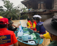 รองผู้ว่าราชการจังหวัดสุราษฎร์ธานี ลงพื้นที่เยี่ยม/ช่วยเหลือ ... พารามิเตอร์รูปภาพ 20