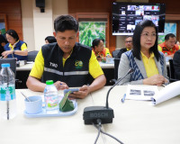 รักษาการผู้ว่าราชการจังหวัดสุราษฎร์ธานี ในฐานะผู้บัญชาการเหต ... พารามิเตอร์รูปภาพ 1