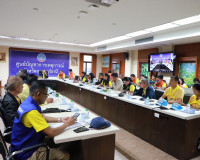 รักษาการผู้ว่าราชการจังหวัดสุราษฎร์ธานี ในฐานะผู้บัญชาการเหต ... พารามิเตอร์รูปภาพ 2