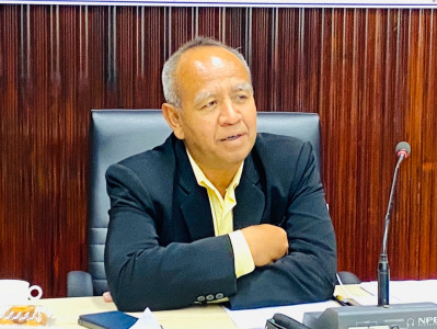 รองผู้ว่าราชการจังหวัดสุราษฎร์ธานี เป็นประธานการประชุมคณะกรร ... พารามิเตอร์รูปภาพ 1