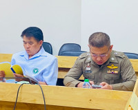รองผู้ว่าราชการจังหวัดสุราษฎร์ธานี ร่วมประชุมศูนย์ปฏิบัติการ ... พารามิเตอร์รูปภาพ 4