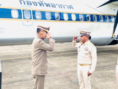 รองผู้ว่าราชการจังหวัดสุราษฎร์ธานี ให้การต้อนรับพลเอก ดาว์พง ... พารามิเตอร์รูปภาพ 1