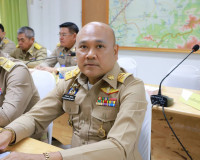 พระบาทสมเด็จพระเจ้าอยู่หัว ทรงห่วงใยราษฎรที่ประสบอุทกภัย ในโ ... พารามิเตอร์รูปภาพ 25