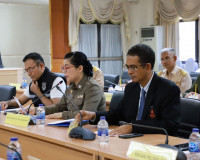 รองผู้ว่าราชการจังหวัดสุราษฎร์ธานี เป็นประธานในการประชุมคณะก ... พารามิเตอร์รูปภาพ 3