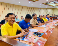รองผู้ว่าราชการจังหวัดสุราษฎร์ธานี ประธานกรรมการการเลือกตั้ง ... พารามิเตอร์รูปภาพ 12