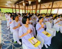 รองผู้ว่าราชการจังหวัดสุราษฎร์ธานี เป็นประธานในพิธีเจริญพระพ ... พารามิเตอร์รูปภาพ 10