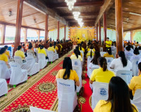 รองผู้ว่าราชการจังหวัดสุราษฎร์ธานี เป็นประธานในพิธีเจริญพระพ ... พารามิเตอร์รูปภาพ 12