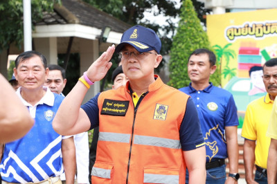 เทศบาลนครสุราษฎร์ธานีตั้งศูนย์ปฏิบัติการป้องกันและลดอุบัติเห ... พารามิเตอร์รูปภาพ 1