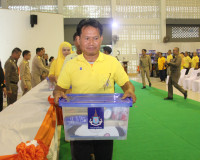 จังหวัดสุราษฎร์ธานี จัดพิธีเชิญสิ่งของพระราชทานสมเด็จพระเจ้า ... พารามิเตอร์รูปภาพ 11