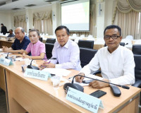 รองผู้ว่าราชการจังหวัดสุราษฎร์ธานี เป็นประธานในการประชุมคณะก ... พารามิเตอร์รูปภาพ 5