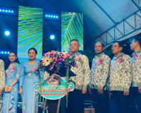 รองผู้ว่าราชการจังหวัดสุราษฎร์ธานี เป็นประธานในพิธีเปิดงานเท ... พารามิเตอร์รูปภาพ 3